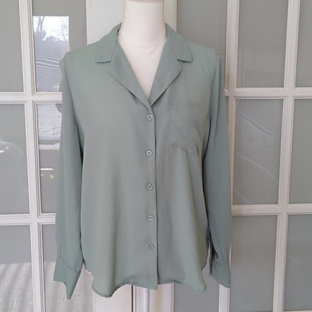 Who What Wear Long Sleeve Button Down Blouse